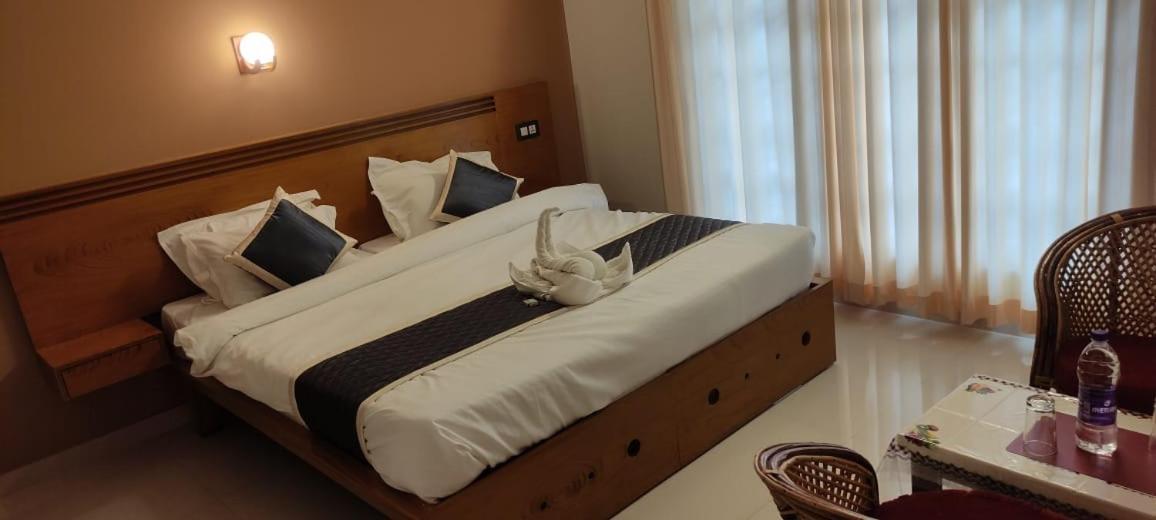 White House Residency Hotel Varkala Bagian luar foto