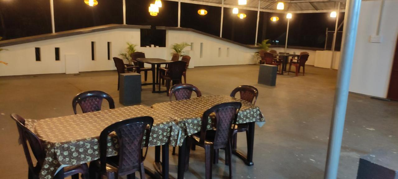 White House Residency Hotel Varkala Bagian luar foto