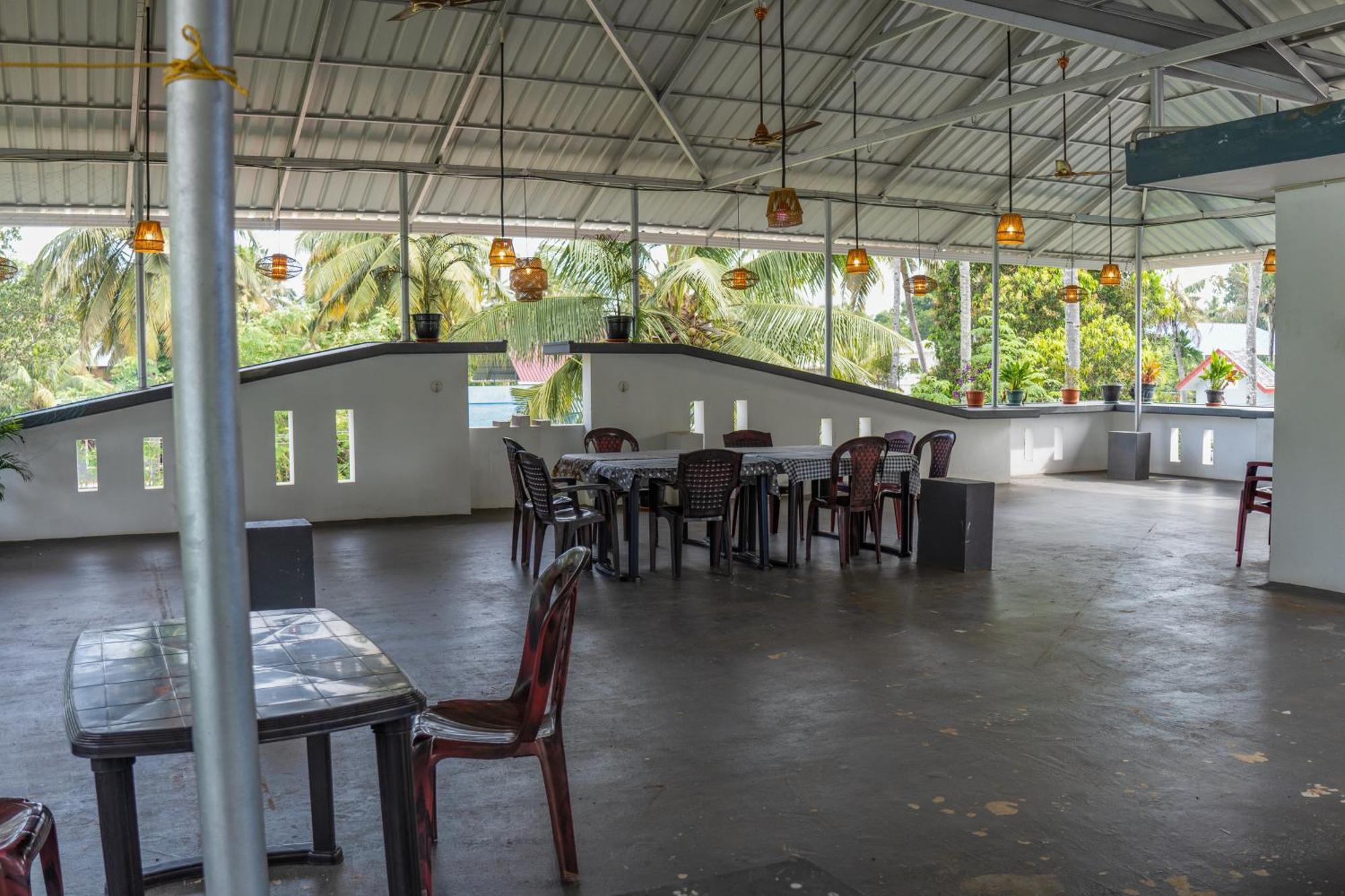 White House Residency Hotel Varkala Bagian luar foto