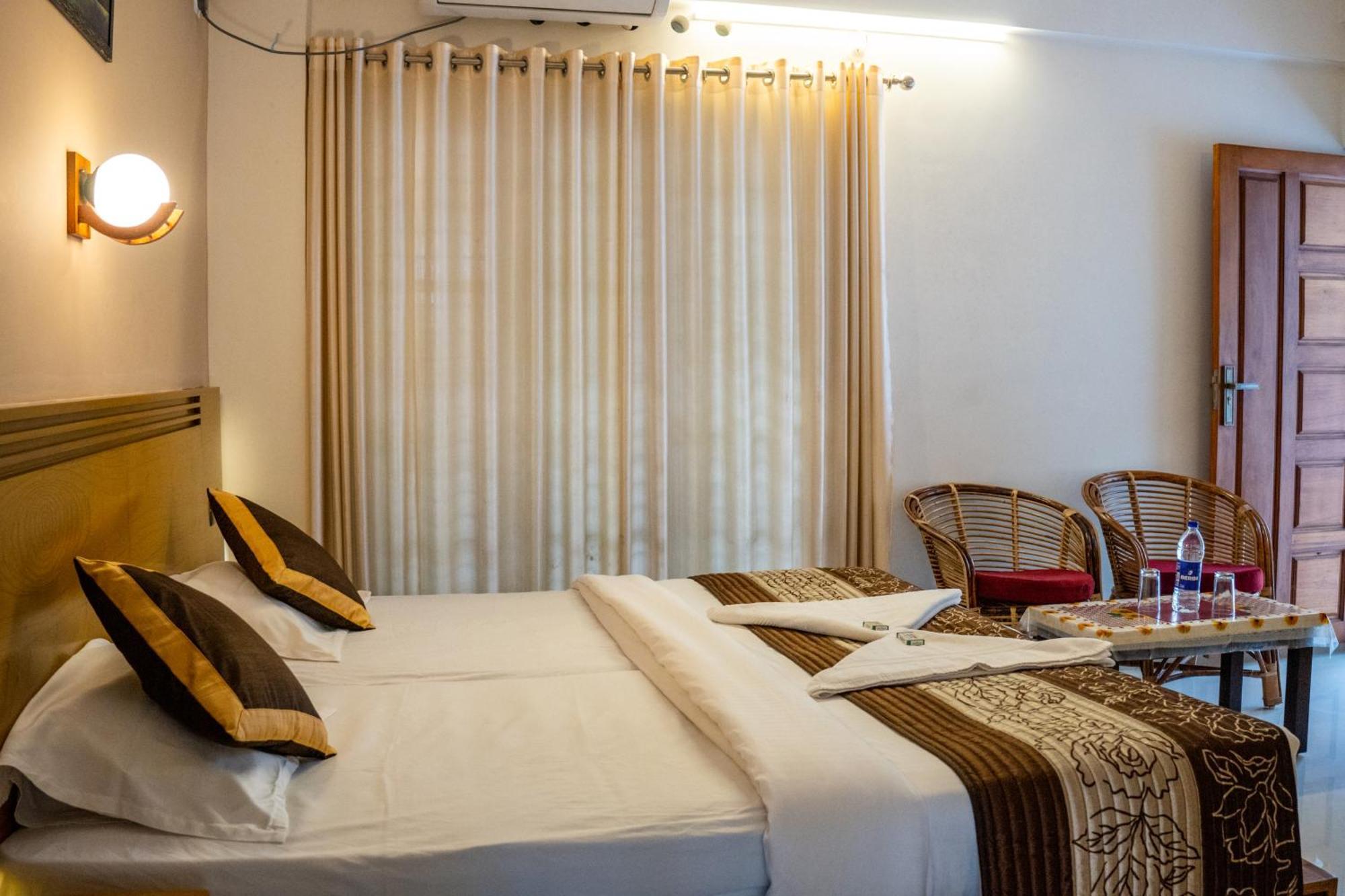 White House Residency Hotel Varkala Bagian luar foto